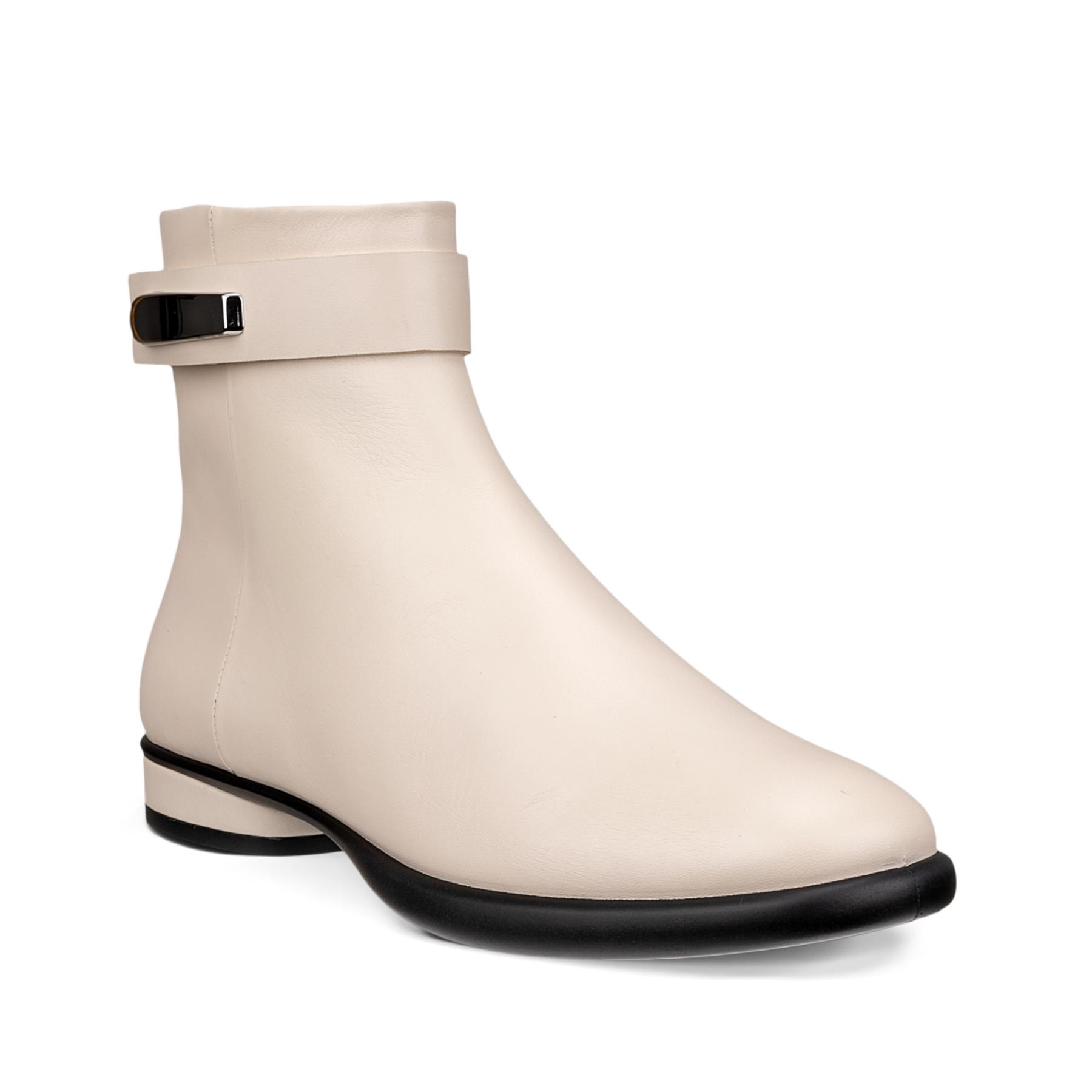 ECCO Sculpted LX + colour