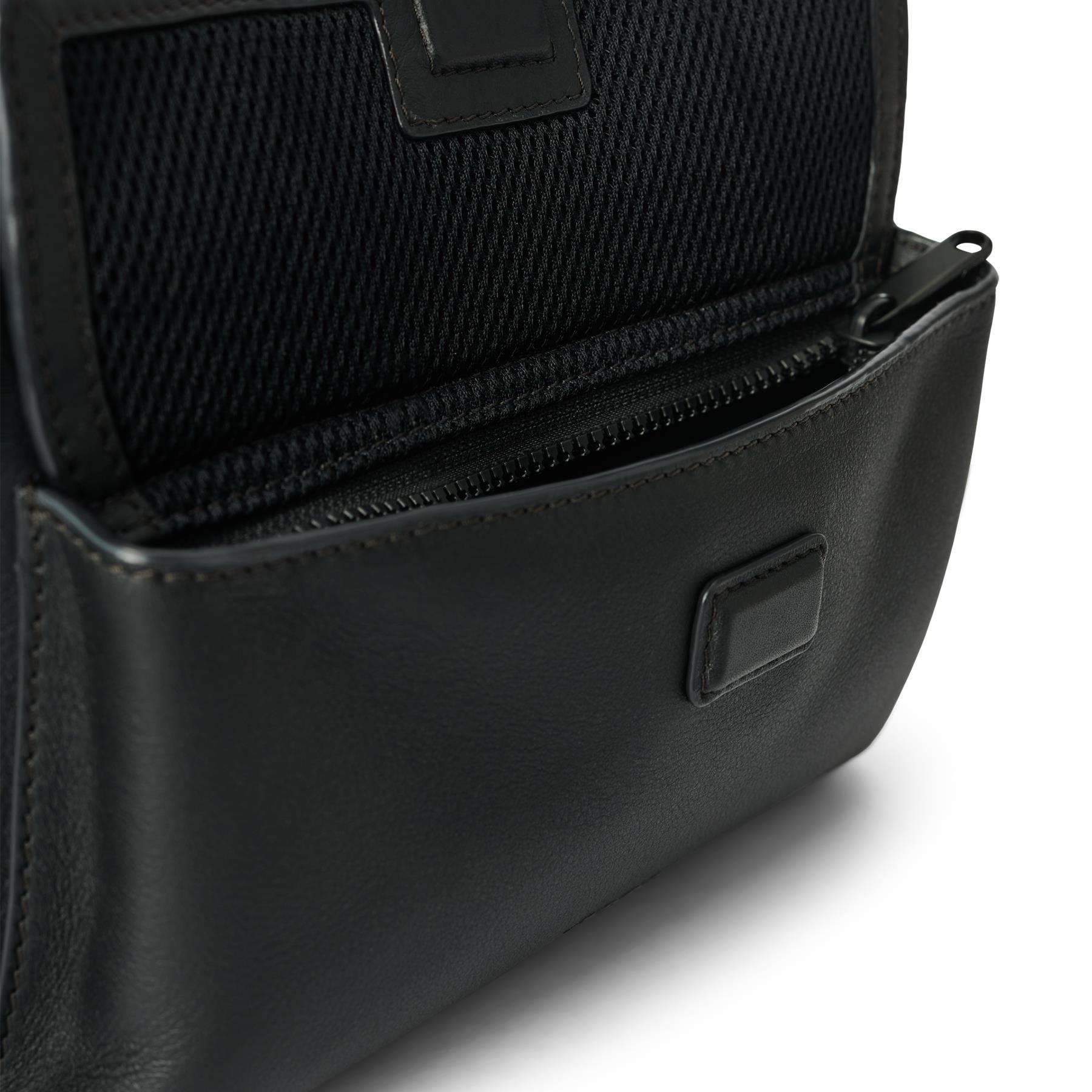 ECCO Camera Bag City Crossbody + colour